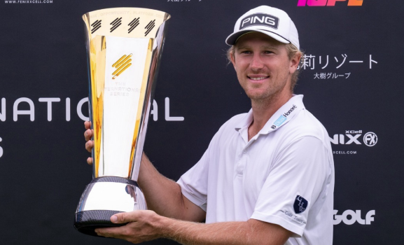 LIV'r & Onions! tweet media