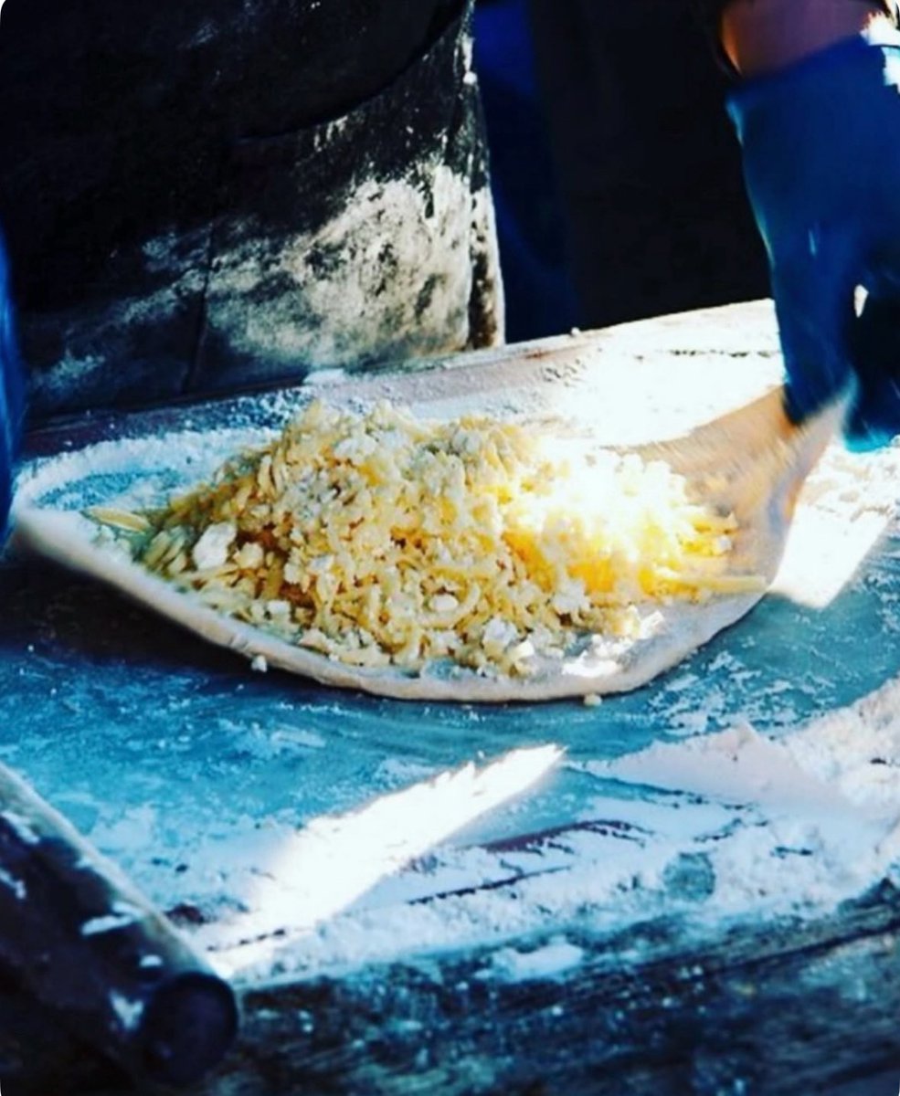 BLUE COLLAR 🌮🍔🍹 tweet media