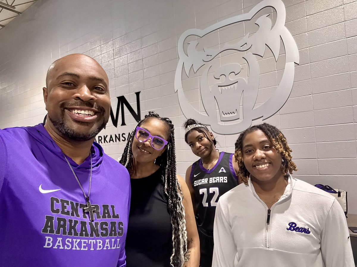undagod's tweet photo. Secrets 🤫 Out 

This next chapter we'll label.....
"BLISS ‼️" 

•noun 
a state of absolute joy, complete happiness, or supreme contentment

Congrats @EllisonTiani aka our Sugar Bear 🐻 on finding YOUR Fit &amp; taking your talents to @ucawbb 

Big Things Coming🏀 
#TrustThePROCESS https://t.co/Q8RBAaCPTJ