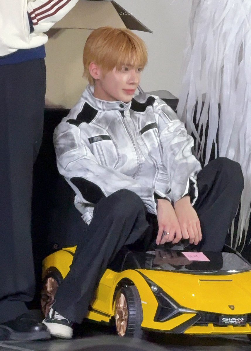 joyook tweet media