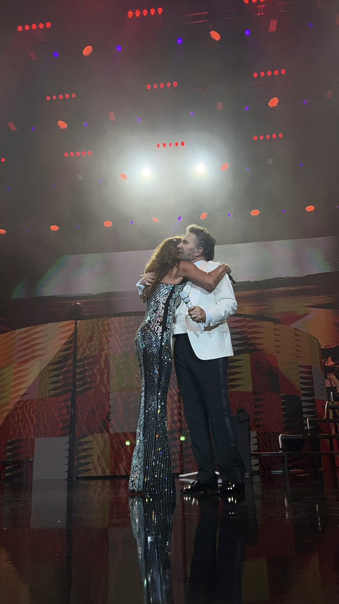 AlmaShowMx's tweet photo. Aquí les dejamos unas fotitos de @LuceroMexico con @MijaresOficial ayer en el Auditorio Nacional ✨ https://t.co/ZHXbiEO54k