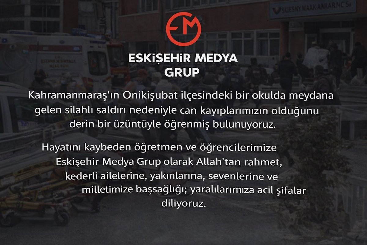Okulda silah olmaz…
Acımız büyük.
Kahramanmaraş’ta hayatını kaybeden öğretmen ve öğrencilerimize Allah’tan rahmet diliyoruz.
Unutmayacağız.