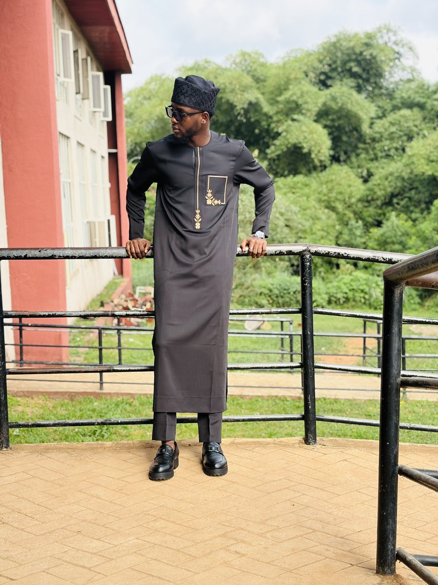 KAMAL🔝 tweet media