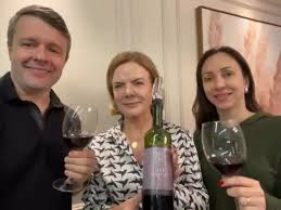 🇧🇷Zelia Fabro22🇧🇷 tweet media