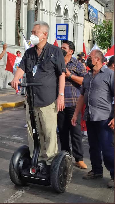 PicanteDKuy tweet media