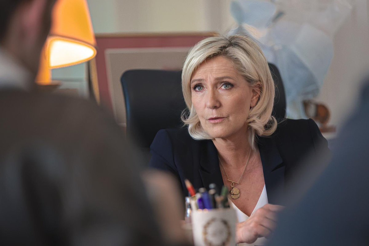 Marine Le Pen tweet media