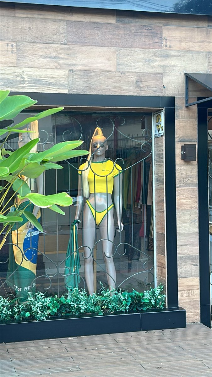 Brasileirinha_FRIMES.mp3
<a href="/frimesss/">FRiMES, #BRASILEIRINHA</a>