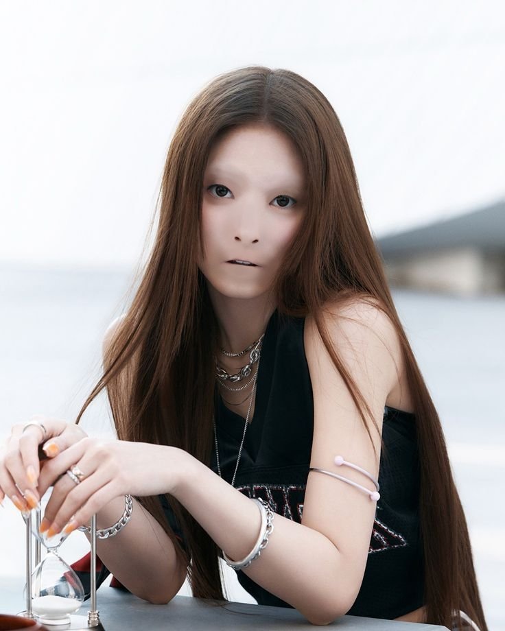 𝓢eventh year : ari tweet media