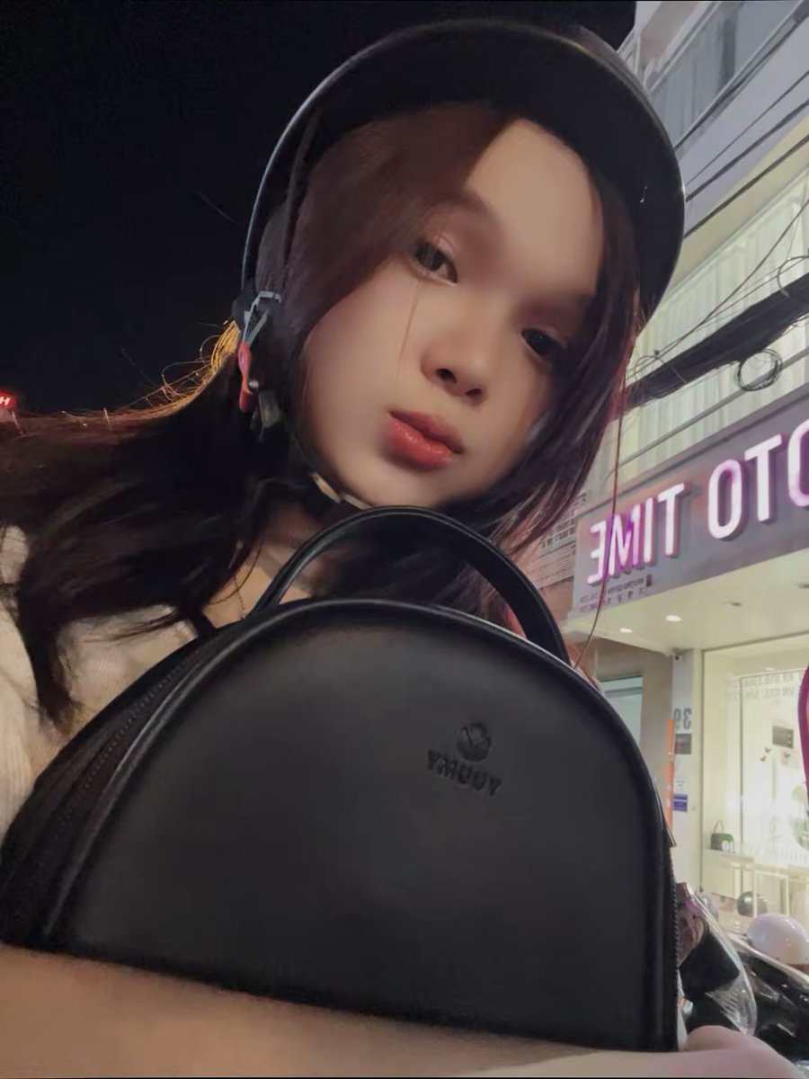 Qilin 💋 tweet media