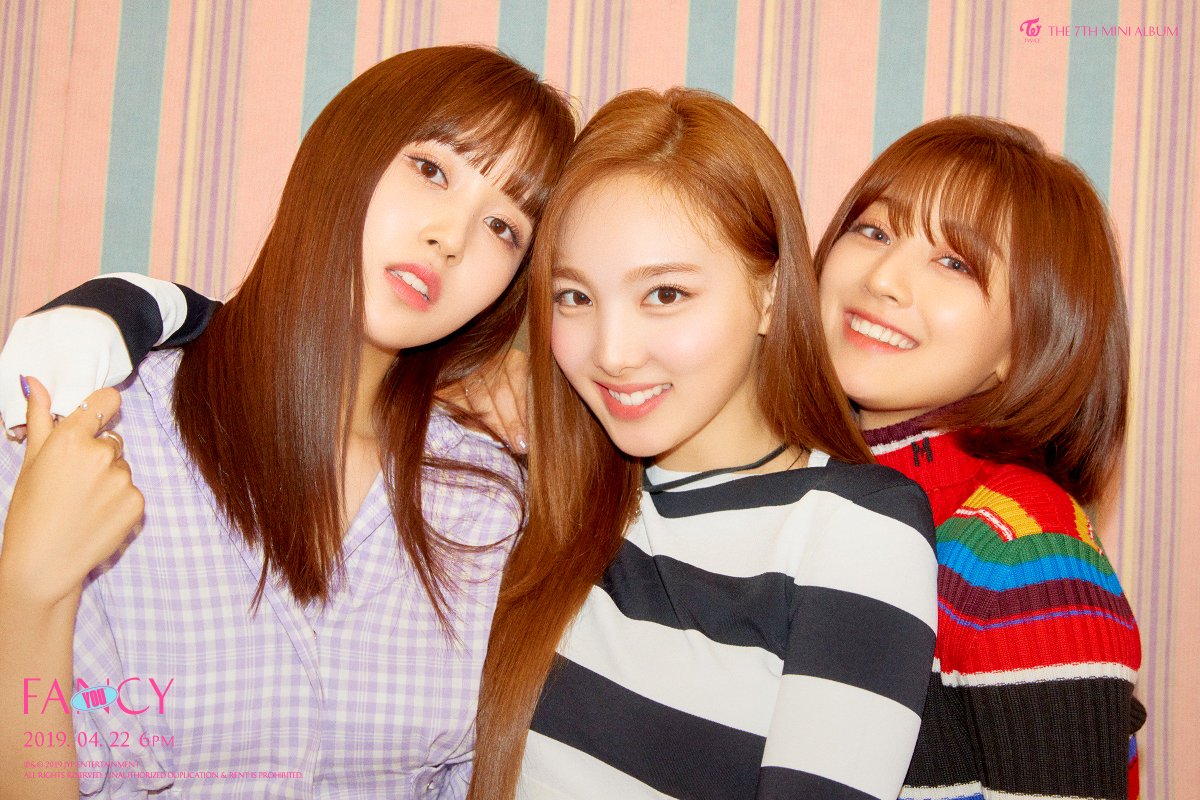 twice anniversaries tweet media