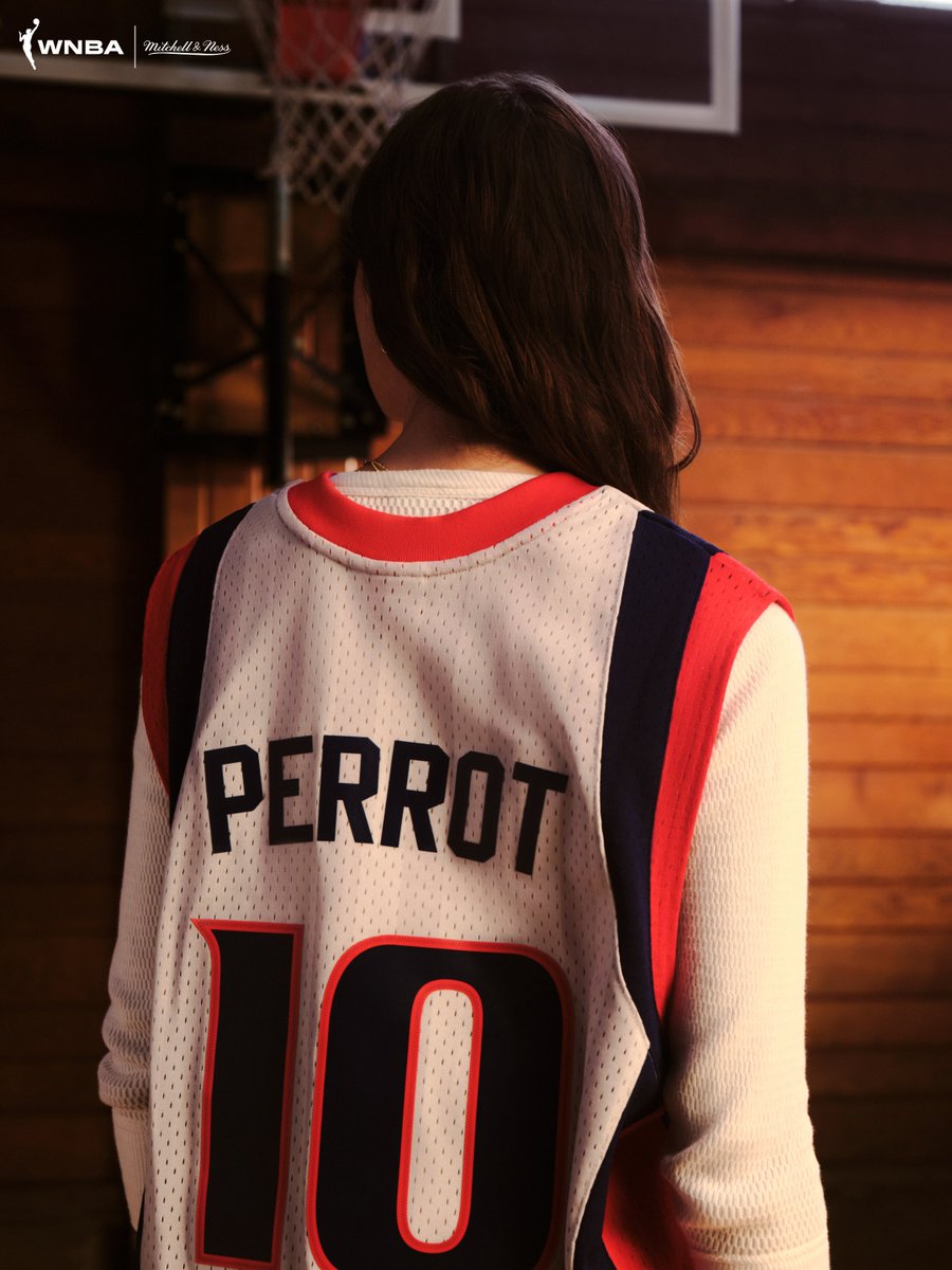 mitchell_ness's tweet image. She’s Got Legacy.

1997 Houston Comets Court Origins Jerseys have been unvaulted at mitchellandness.com.

@airswoopes22