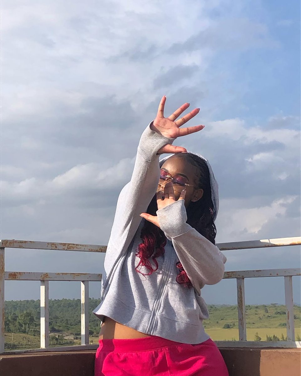 AND IT STILL WILL NEVER BE YOU. tweet media