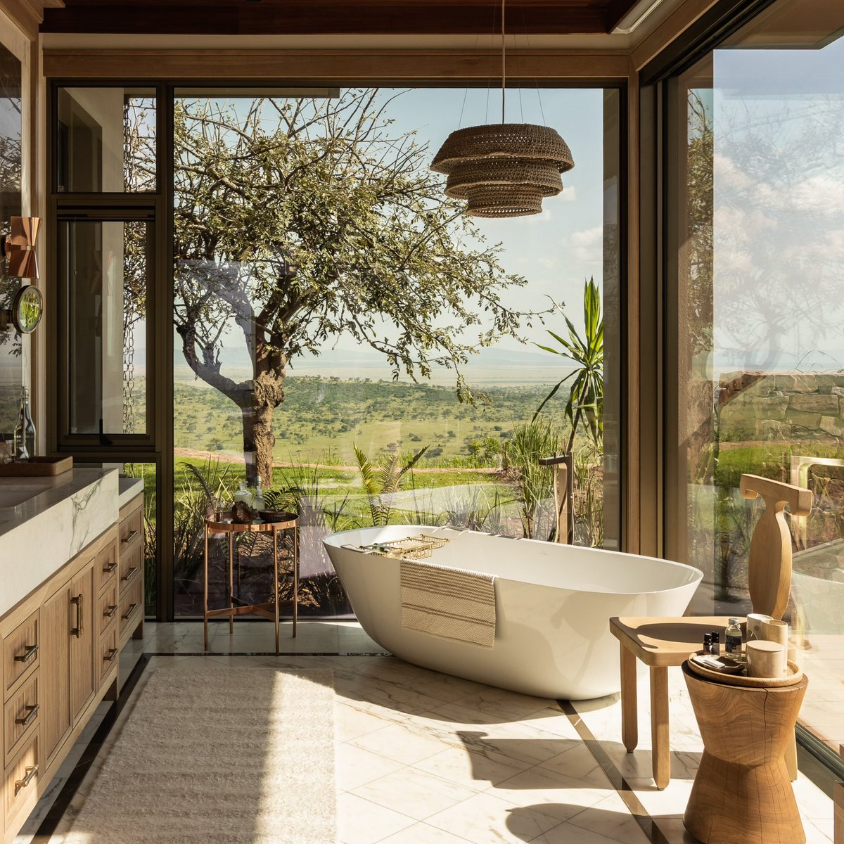 Let’s Discover Travel tweet media