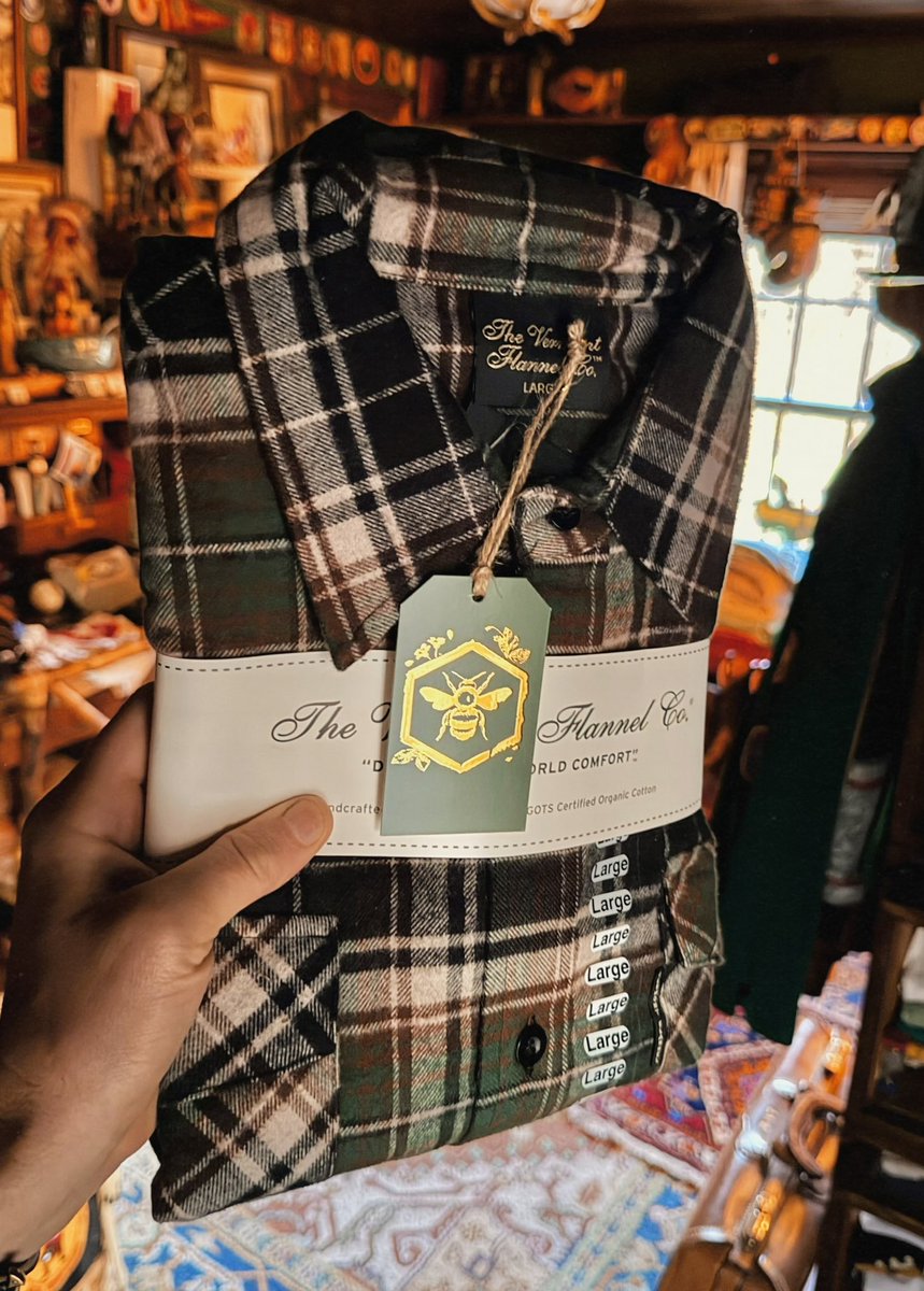 KJP's tweet image. Beautiful Vermont made flannel by my dear friend @OldHollowTree 🇺🇸🦅🪾