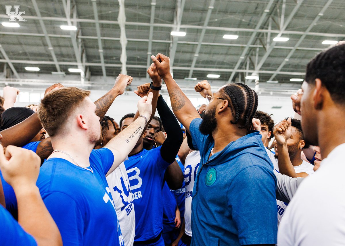 Kentucky Football tweet media