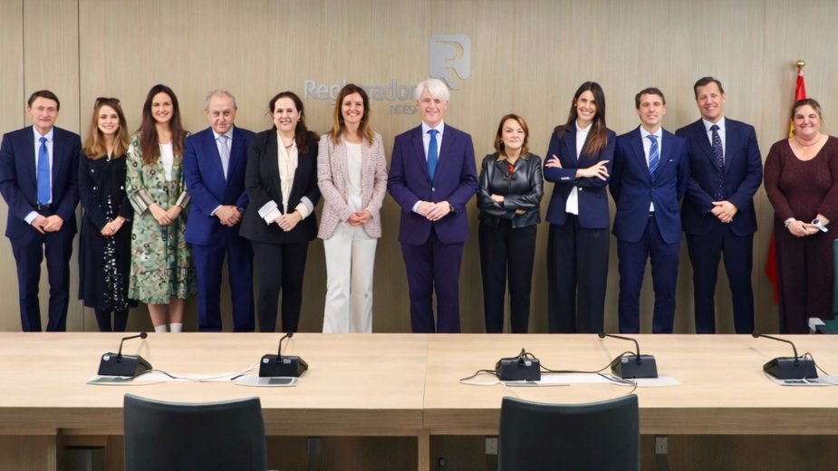 Registradores de España tweet media