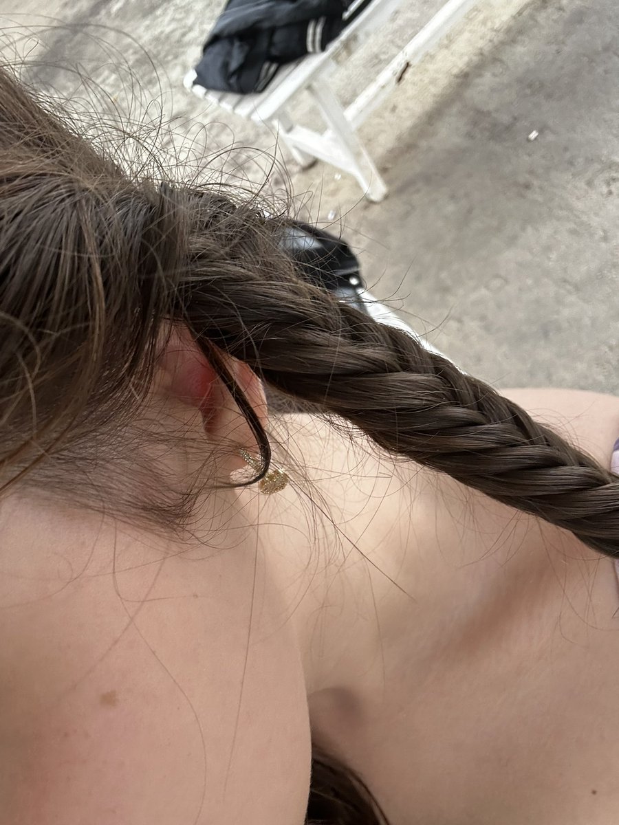 marthgatosbobos's tweet image. Tranzando no IESB