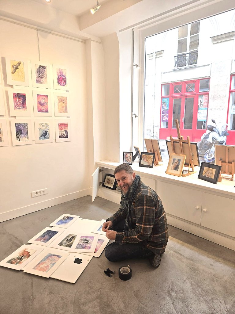 Polysemie's tweet image. Après quelques belles ventes Marcus complète son accrochage 3 rue des Guillemites dans le Marais. #dessins #sortiraparis #expo #culture