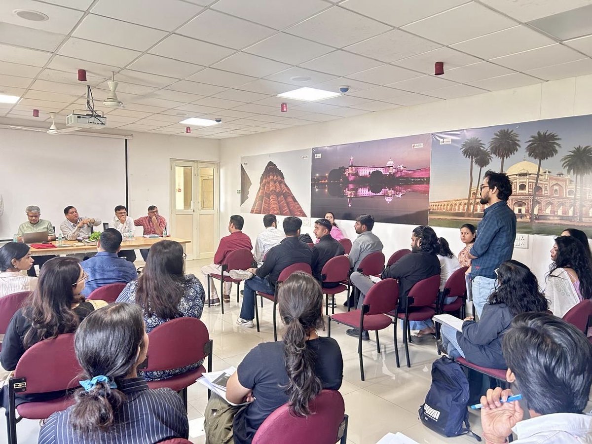 Delhi Archives tweet media