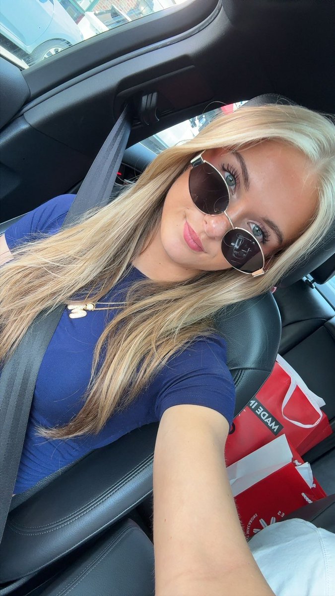 Goddess Marie tweet media