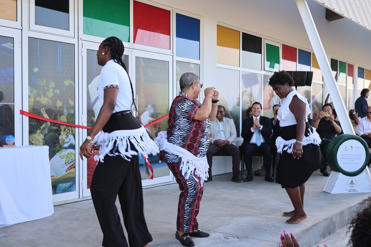 Luxembourg in Cabo Verde tweet media