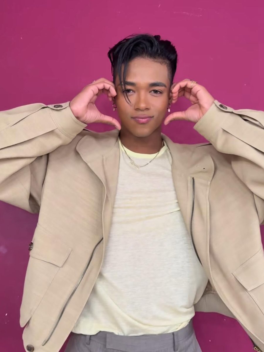 SantosBravos_US's tweet image. SANTOS BRAVOS, doing a little aegyo on It’s Idol (Pt.1) 

#SANTOSBRAVOS #DUAL #KOREA #IDOL