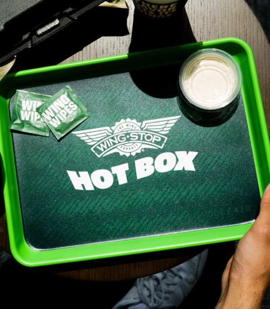 Daily Loud tweet media