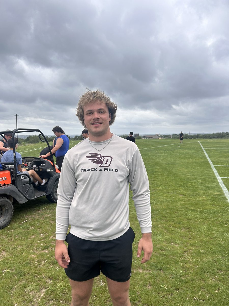 DavenportTrack's tweet photo. Tate wins the Area! 🥇in disc. #TrackIsFun #BTP https://t.co/CXQKZVwvSZ
