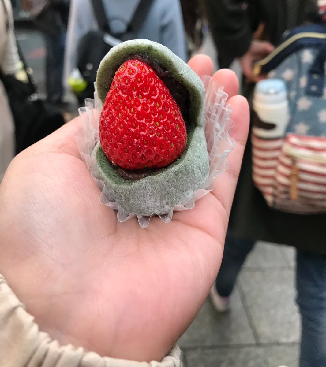 Purple_BTSwift's tweet image. Strawberry in matcha mochi….so yummy.😋

#throwback sa Osaka yata ito. May nasa Japan kasi na wagas mang-inggit. 🙄