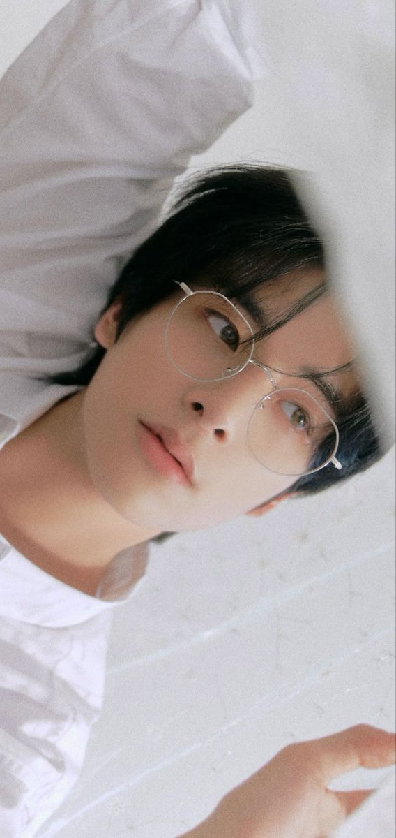 ENHYPEN IS 7 tweet media