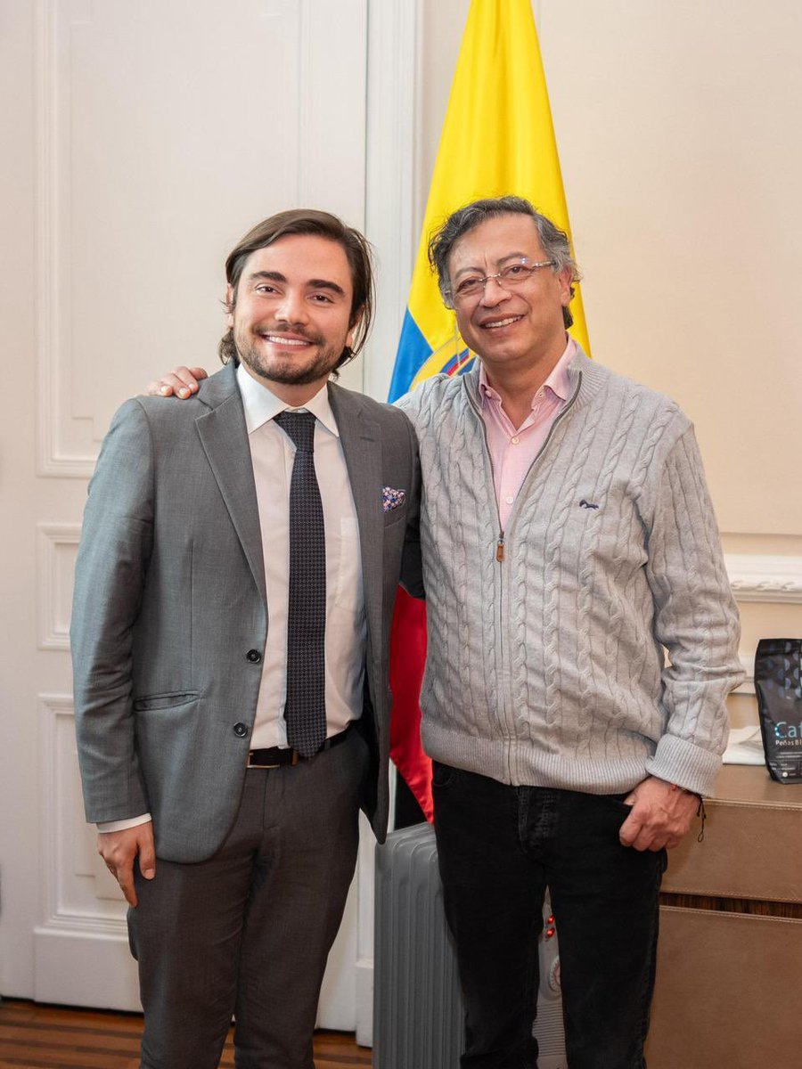 Santiago Osorio M. tweet media