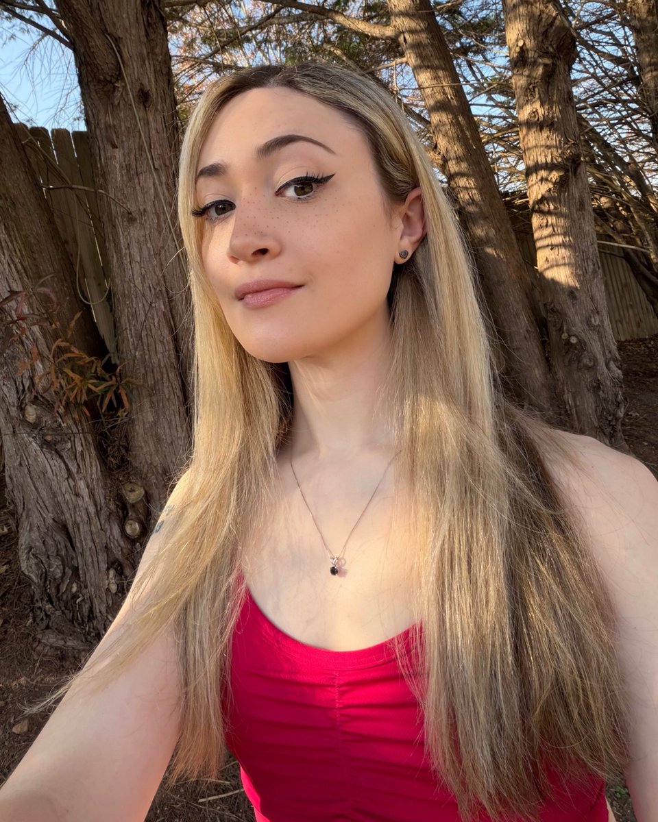 Michelle Otter 🏳️‍⚧️🦦 tweet media