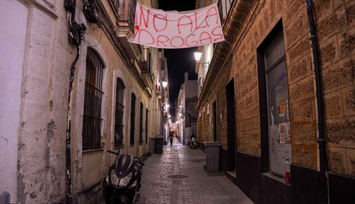 🔴𝗡𝗢𝗧𝗜𝗖𝗜𝗔

Hermandades como Sentencia, Desamparados, Sagrada Cena o Cigarreras han 𝐦𝐨𝐬𝐭𝐫𝐚𝐝𝐨 𝐬𝐮 𝐚𝐩𝐨𝐲𝐨 al barrio de Santa María ante el repunte de problemas por 𝐝𝐫𝐨𝐠𝐚𝐬 en sus calles

✊🏻Se suman así al clamor vecinal por la convivencia

📸<a href="/Reynafotografo/">José María Reyna Fotografo</a>