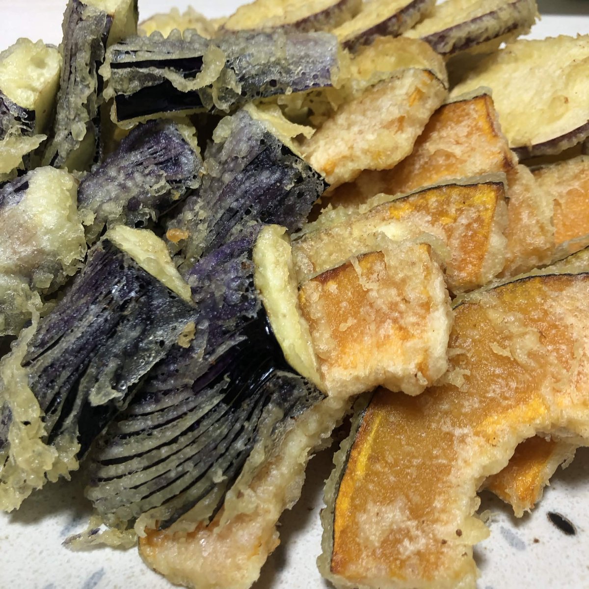 おなかすいたよ。 tweet media