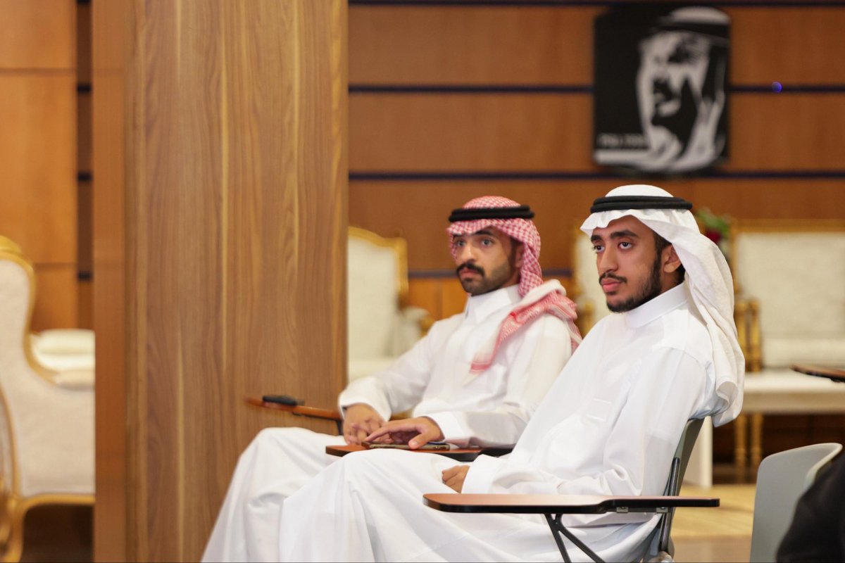 عمادة شؤون الطلاب tweet media