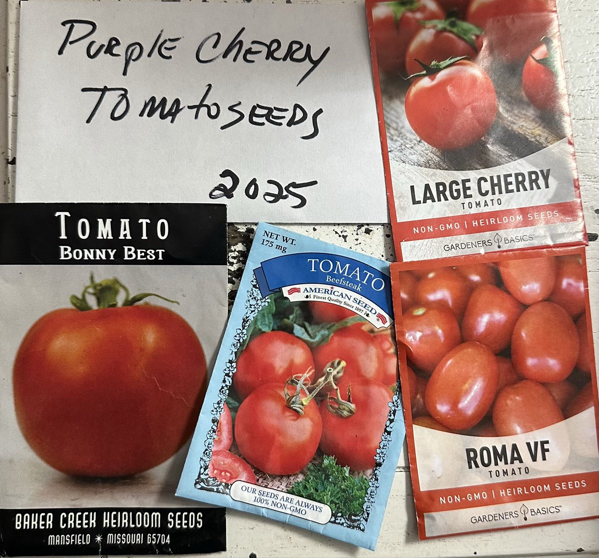GrowingOurFood's tweet photo. Today is a good day to start tomato seeds in 6b 🍅🌦️👩🏼‍🌾 https://t.co/YwbuFoi37c