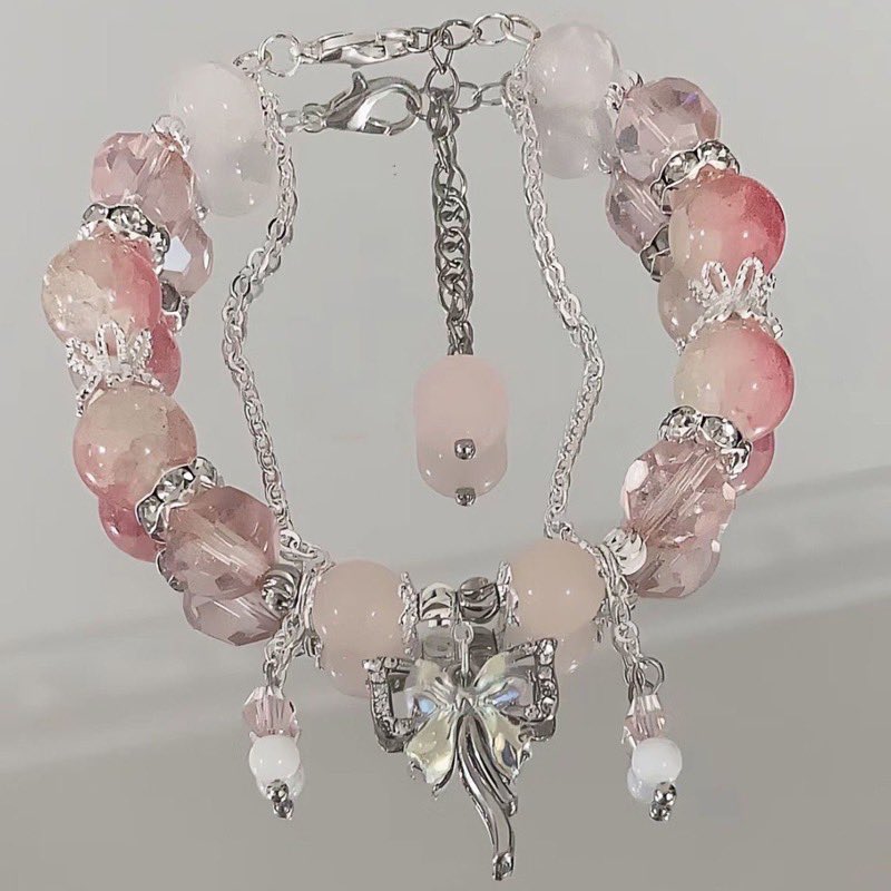 cianirmala's tweet photo. gelang kristal nya cantik banget 😍 https://t.co/XASrREAmFq https://t.co/VsR7sATP8E