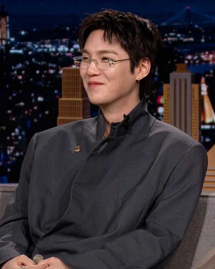 Absent Ma'am tweet media