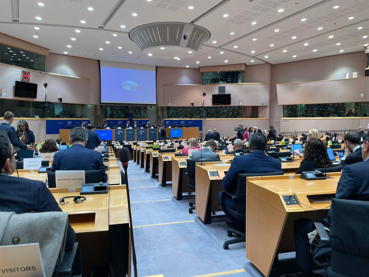 Parti démocratique du Kurdistan d'Iran. tweet media
