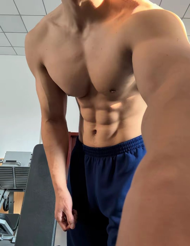 熬夜养熊猫🐼 tweet media