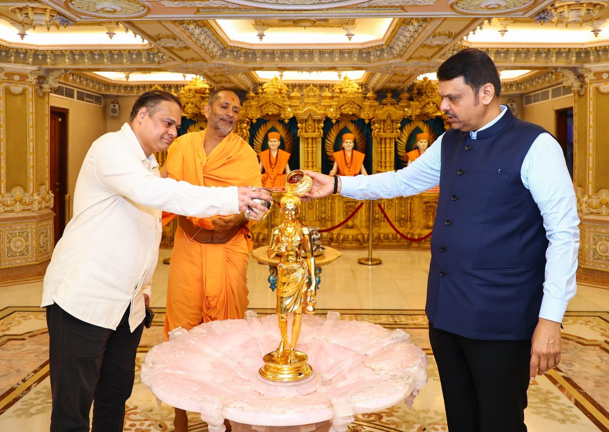 Devendra Fadnavis tweet media