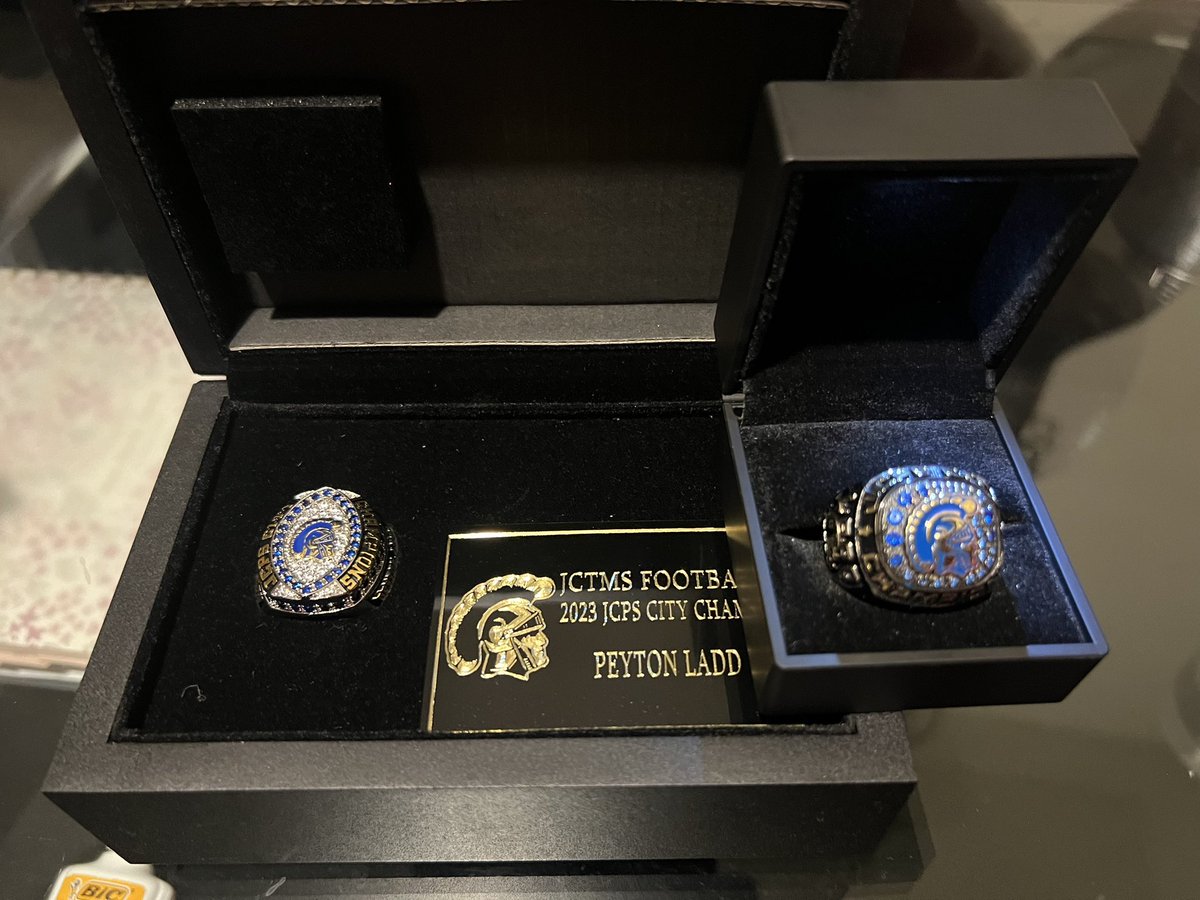 Peyton_Ladd0's tweet photo. JCTMS THE ONLY 8th GRADE TEAM TO WIN IN SCHOOL HISTORY… WENT BACK TO BACK 7th GRADE TO 8th GRADE UNDEFEATED SEASONS… #Stamped #15 #JCTMS #IFYKYK https://t.co/UvdYfiwxuw