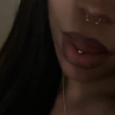 𝑑𝑜𝑒 🦌 tweet media