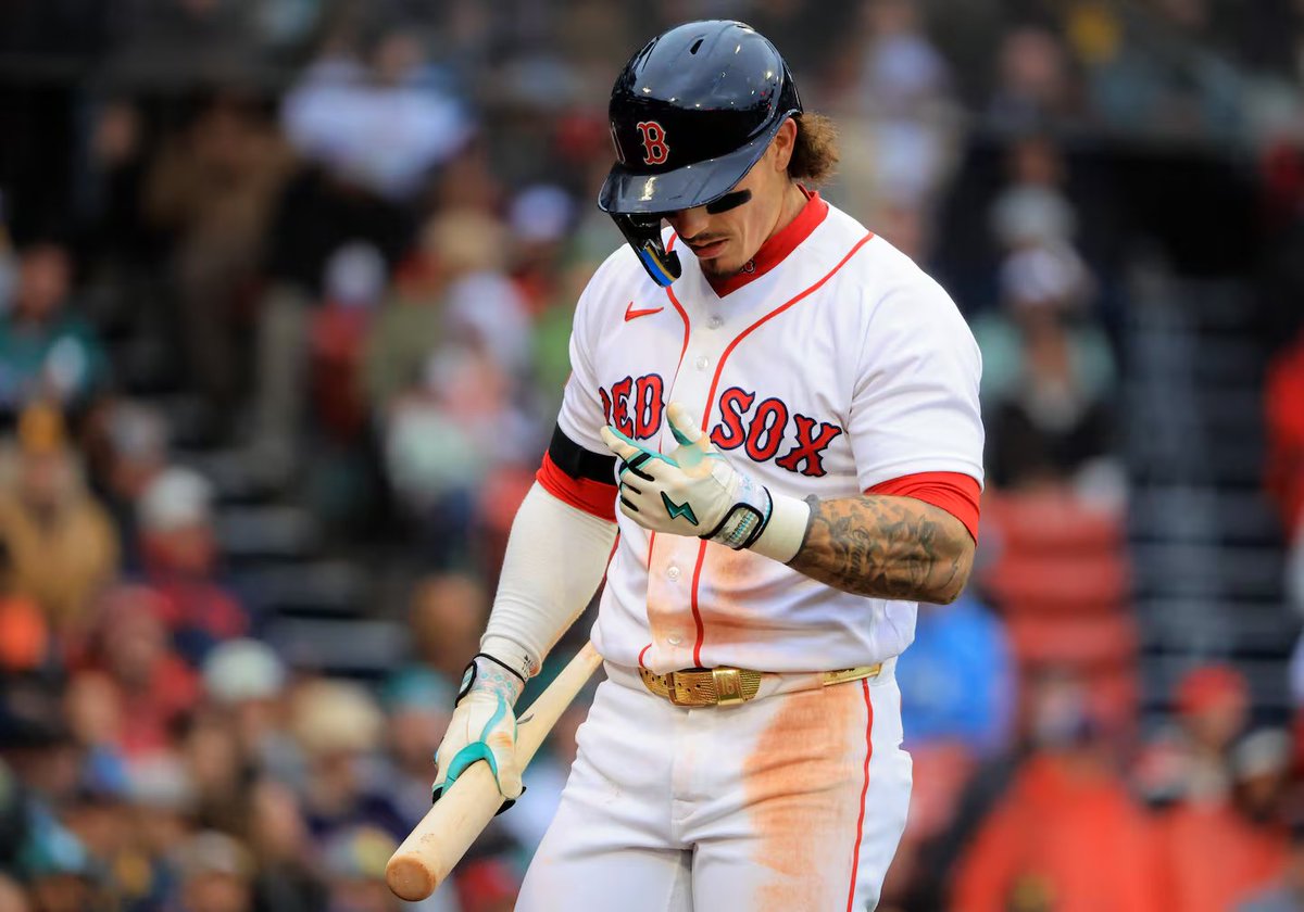 Man, him saying it’s his fault for speaking out is so sad—and it’s proving the point. People say they want you to speak out about mental health, and then this player gets constantly attacked and harassed for doing it. Then people side with the asshole who attacked him?

Before