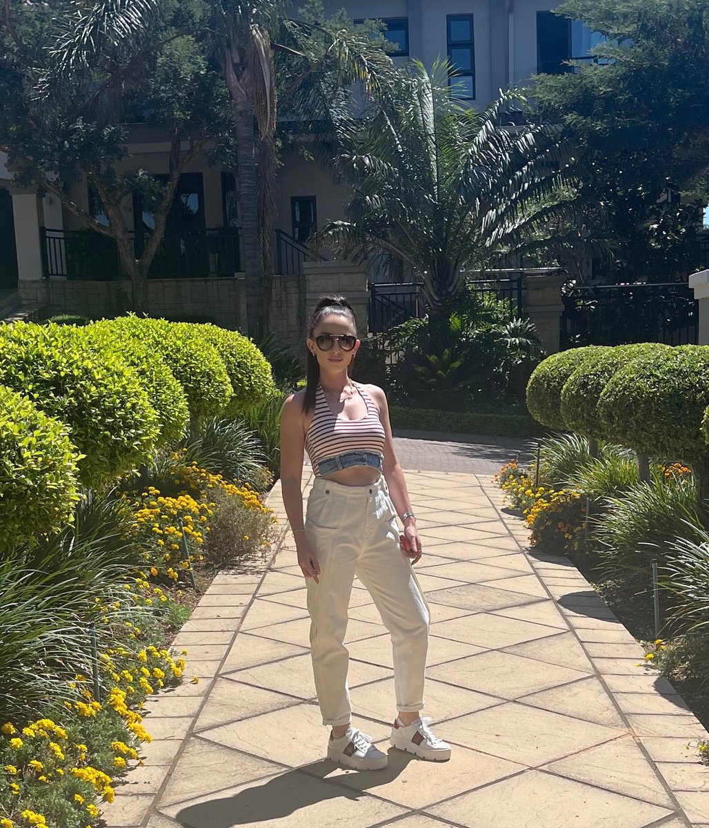 Angeliki tweet media