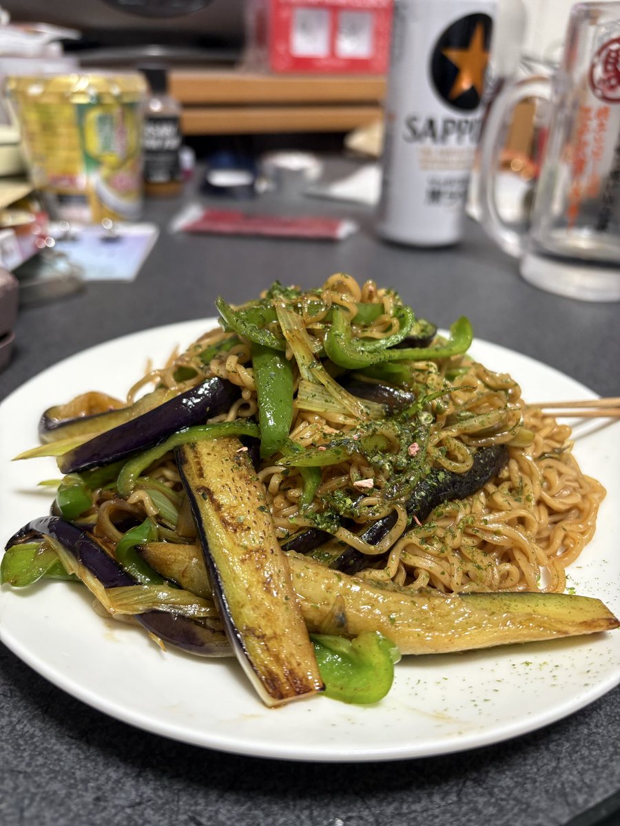 なでなで tweet media