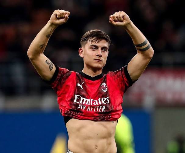 MILAN DEPRÊ tweet media
