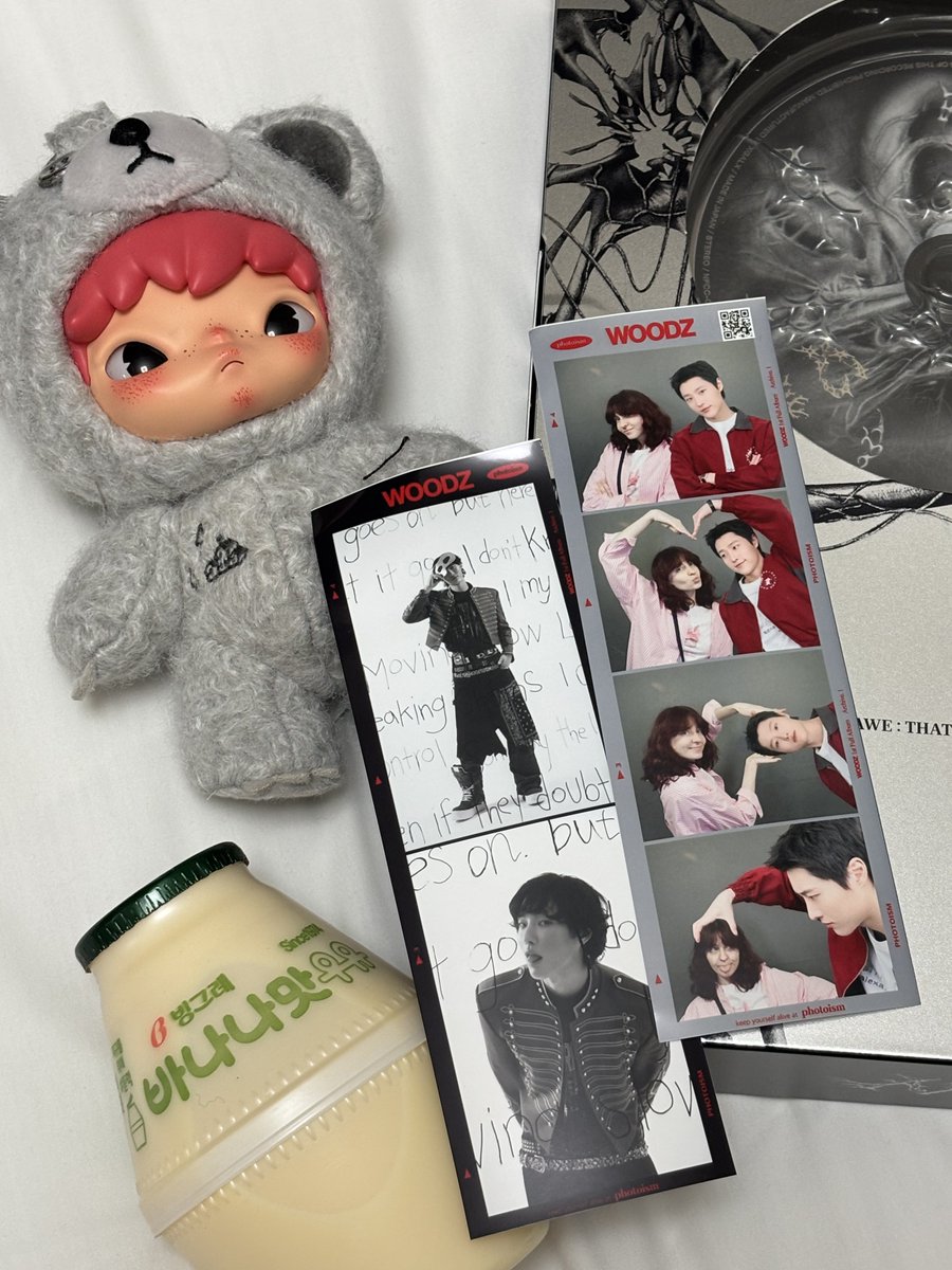 moon baby tweet media