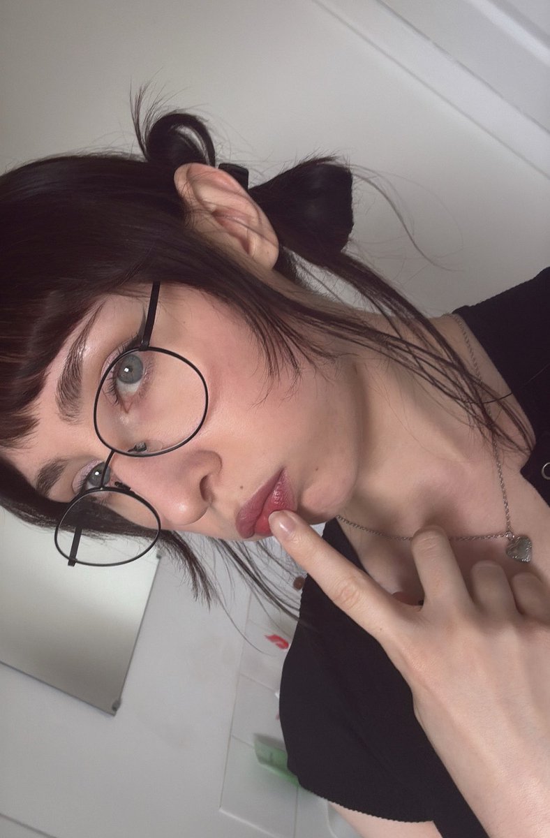 𓆩♡𓆪 tweet media