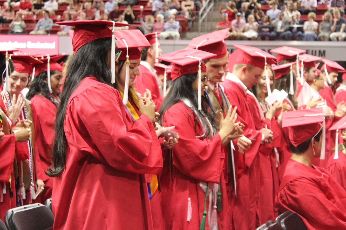 NCStateEngr's tweet photo. Students can register now for Recognition of Graduates, an event at which the entire college comes together to celebrate our students' transition to the professional world.

📅 May 6
📍 Reynolds Coliseum
⏰ 4 p.m.
🖊️ Register by April 17 at https://t.co/KNeTfZveQP https://t.co/n676n9RaAr